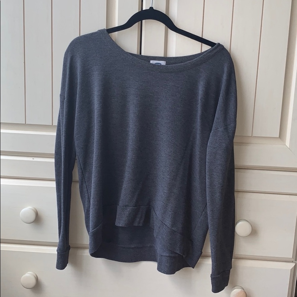 grey sweater!